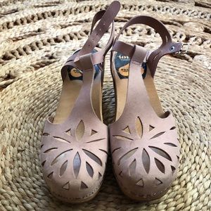 Swedish Hasbeens Clogs